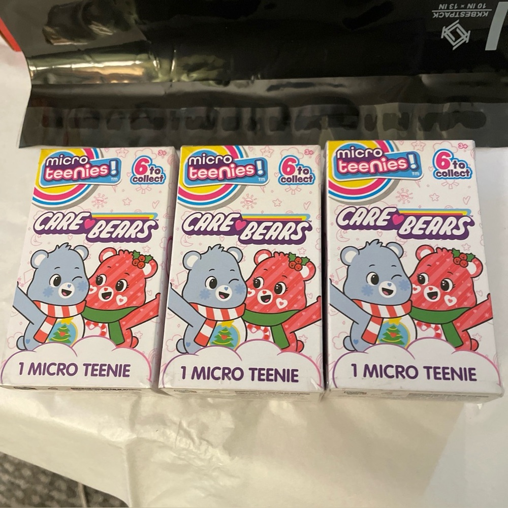 NEW Lot 3 CARE BEARS Micro Teenies Holiday Christmas Mystery Plush Blind Box